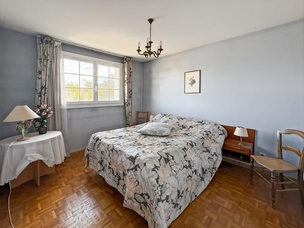 Maison Melun SECTEUR GARE, 10 pièces, 232 m² au sol