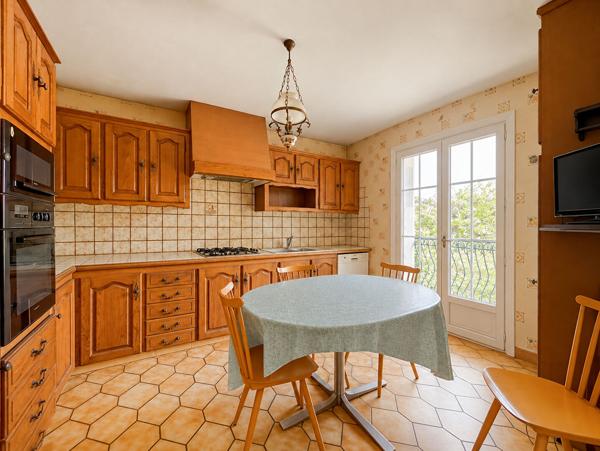 Maison Melun SECTEUR GARE, 10 pièces, 232 m² au sol