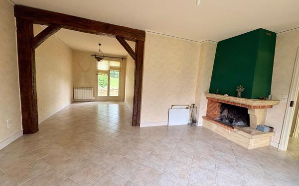 Maison à vendre    4 pièces • 80 m2 Tournai-sur-Dive