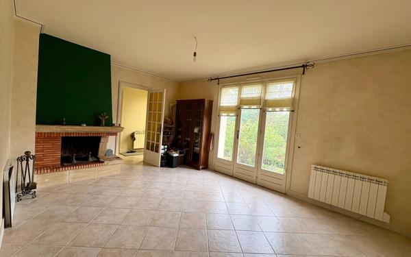 Maison à vendre    4 pièces • 80 m2 Tournai-sur-Dive