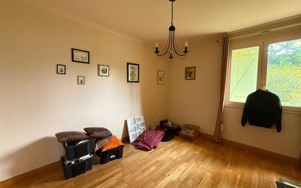 Maison à vendre    4 pièces • 80 m2 Tournai-sur-Dive