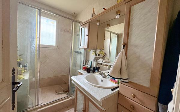 Maison à vendre    4 pièces • 80 m2 Tournai-sur-Dive