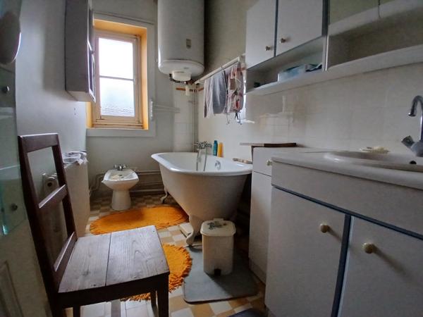 Maison - 7 pièces - 178 m²