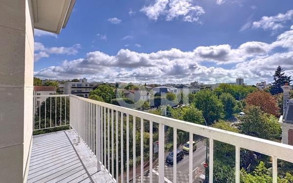Appartement à vendre    5 pièces • 128,64 m2 Fontenay-sous-Bois