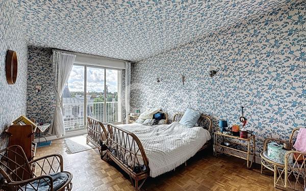 Appartement à vendre    5 pièces • 128,64 m2 Fontenay-sous-Bois
