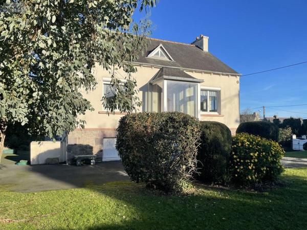 Maison à vendre à Paimpol dans les Côtes-d'Armor (22500), ref : 22023-3467