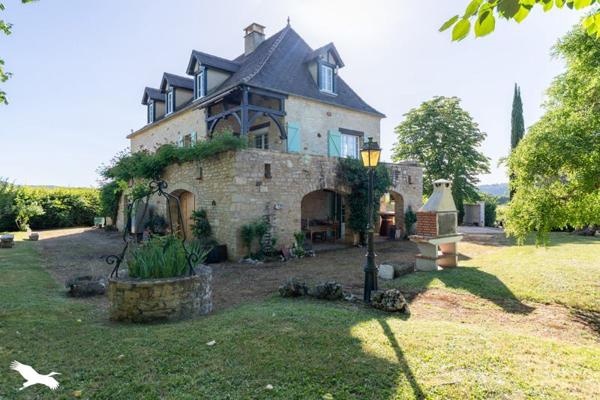 Maison 540 700 € Prayssac 11 p 260 m² DPE B