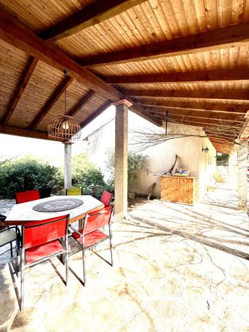 ARLES SUR TECH : Villa d'exception avec vue sur le massif du Canigou !