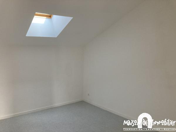 Location Appartement avec terrasse - 4 pièces - 76m² - COGNAC centre-ville