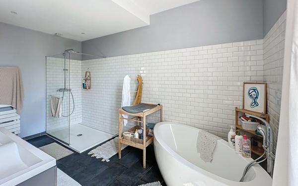 Maison à vendre    4 pièces •  Avignon