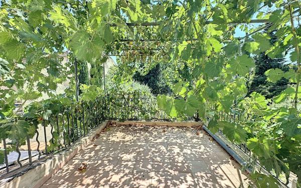 Maison à vendre    4 pièces •  Avignon