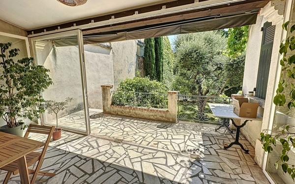 Maison à vendre    4 pièces •  Avignon