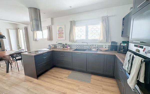 Maison à vendre    4 pièces •  Avignon