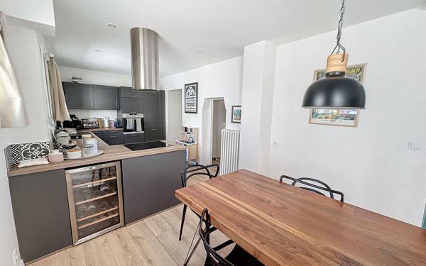 Maison à vendre    4 pièces •  Avignon