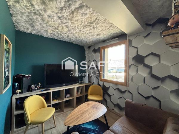 Maison contemporaine aux prestations de qualité.