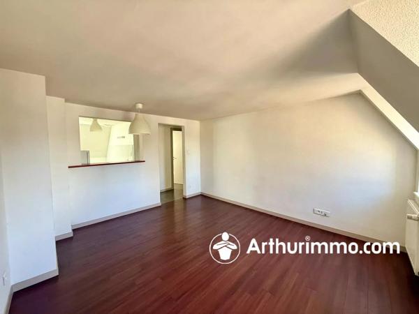 Location                                                      Appartement
                        
                     3 pièces                      55 m2                     à Belfort