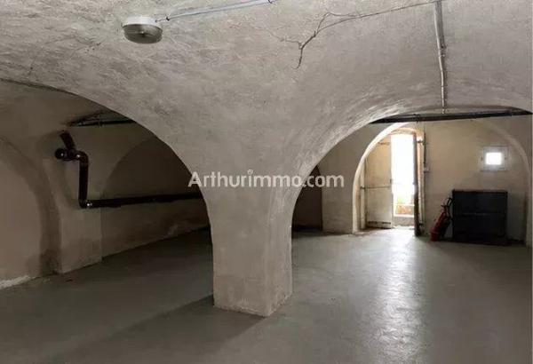 Location                                                      Parking
                        
                                         48 m2                     à Lons-le-Saunier