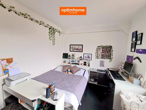 Appartement 4 pièces avec place de stationnement