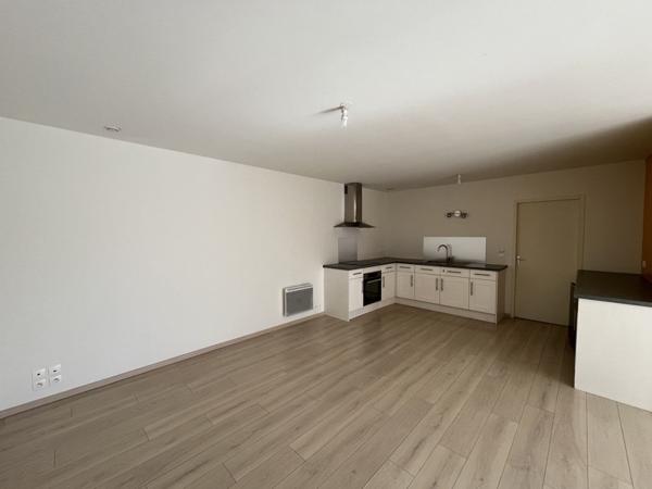 Maison à vendre 169 087 € Saint-Yrieix-sur-Charente 3 p 81 m² DPE C
