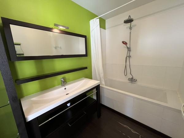 Maison à vendre 169 087 € Saint-Yrieix-sur-Charente 3 p 81 m² DPE C