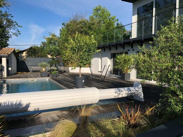 Maison à vendre à Latresne en Gironde (33360), ref : 022/1161