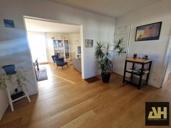 EXCLUSIVITE - BREST - ST-MARC - BEL APPARTEMENT ENTIEREMENT RENOVE - CADRE PRIVILEGIE - DOUBLE GARAGE