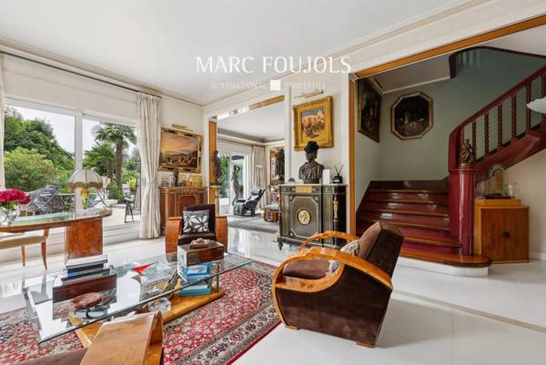 Maison avec jardin et piscine sur les bords de Marne