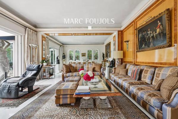 Maison avec jardin et piscine sur les bords de Marne