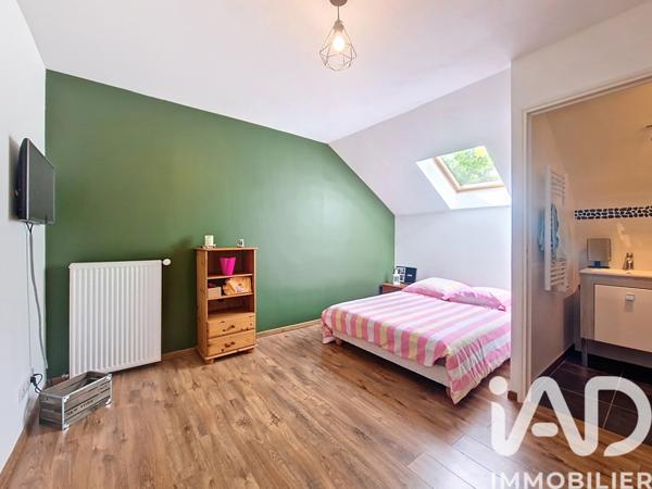 Maison à vendre 8 pièces 232 m² Saint-Fargeau-Ponthierry