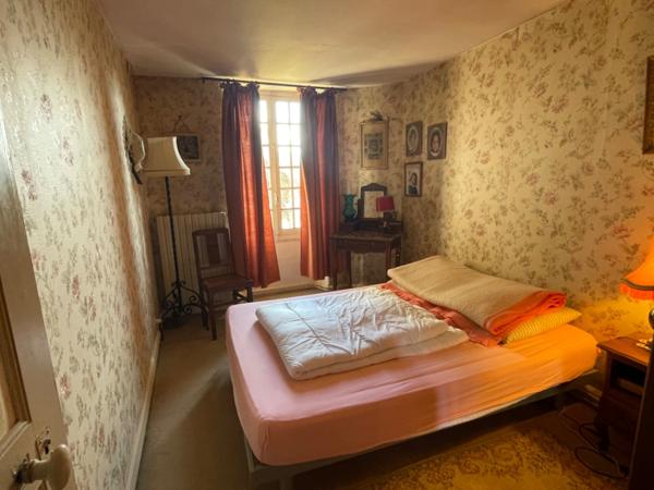 Maison à rénover plus maisonnette 58000€ à saisir! BUSSIERE DUNOISE (23)