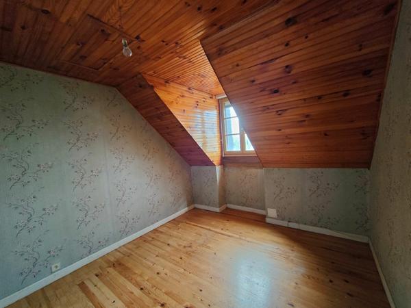 Maison à vendre    4 pièces •  Plouisy