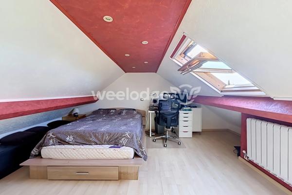 Maison à vendre 6 pièces de 111,25 m² à Éragny
