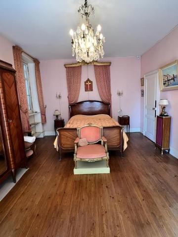 Maison de maître Sorges et Ligueux en Perigord pièce(s) 200 m2