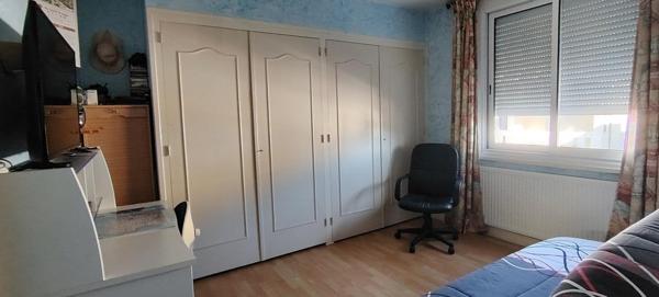 Élégante maison familiale et son jardin intime