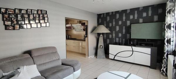 Élégante maison familiale et son jardin intime