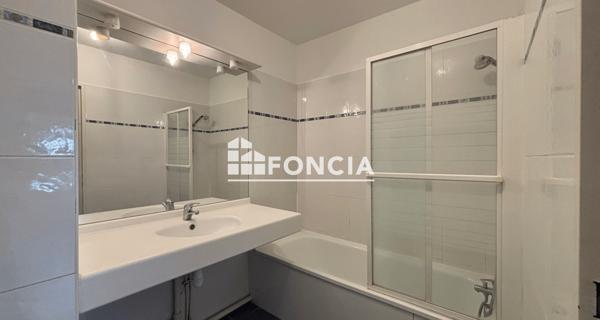 Location Appartement 2 pièces 47.15 m² - Villeurbanne 69100