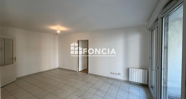 Location Appartement 2 pièces 47.15 m² - Villeurbanne 69100