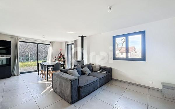 Maison à vendre    4 pièces • 80 m2 Brenthonne