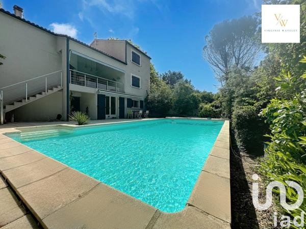 Maison à vendre 9 pièces 220 m² Saint-Gély-du-Fesc