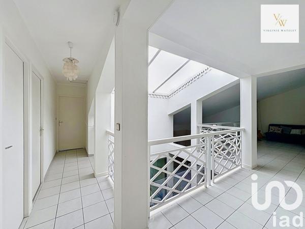 Maison à vendre 9 pièces 220 m² Saint-Gély-du-Fesc