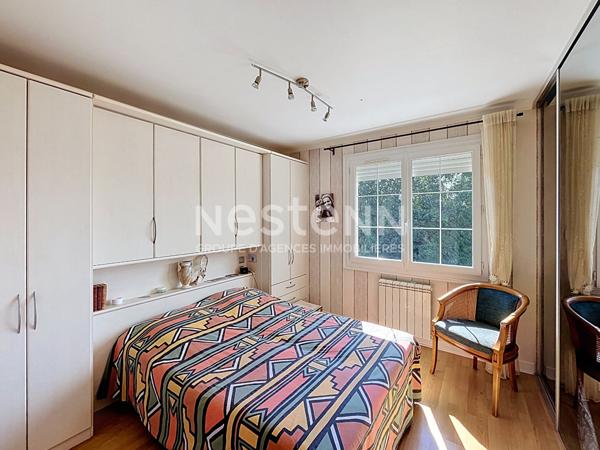 Maison familiale 4 chambres avec terrain clos arboré de 3 017 m² - FAVARS