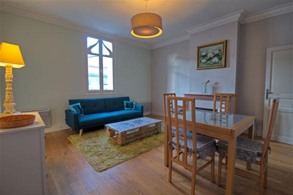 A LOUER - Agen Centre - Appartement meublé de 3 pièces principales