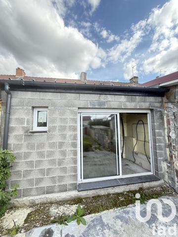 Maison de ville 3 pièces de 84 m² à Hénin-Beaumont (62110)