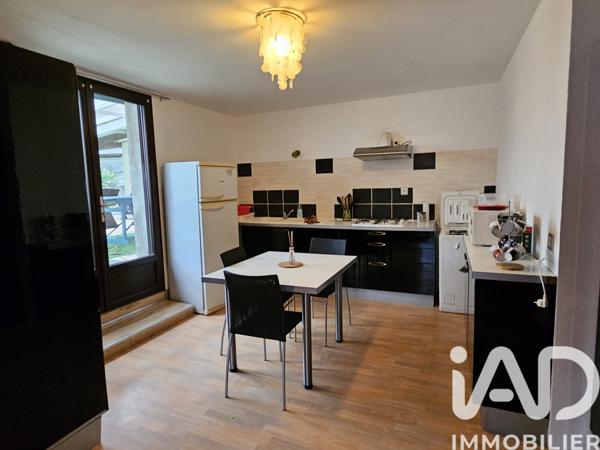 Maison à vendre 7 pièces 255 m² Secondigny