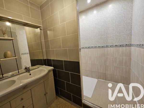 Maison à vendre 7 pièces 255 m² Secondigny