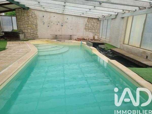 Maison à vendre 7 pièces 255 m² Secondigny