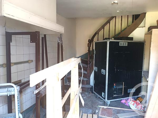 Maison à vendre  6 pièces - 150 m 2   PERIGUEUX  - 24