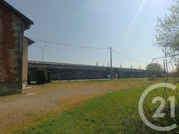 Maison à vendre  6 pièces - 150 m 2   PERIGUEUX  - 24