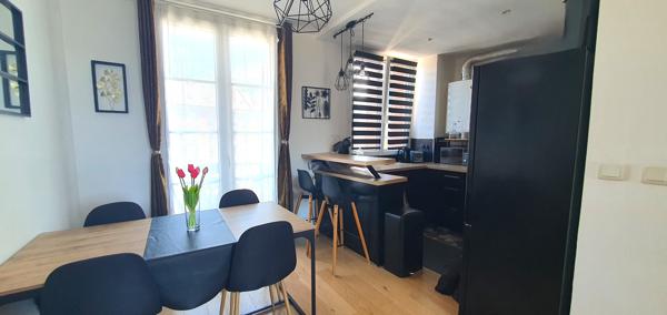 Appartement
         2 pièces
        - 49 m² Exclusivité 159 000 € *