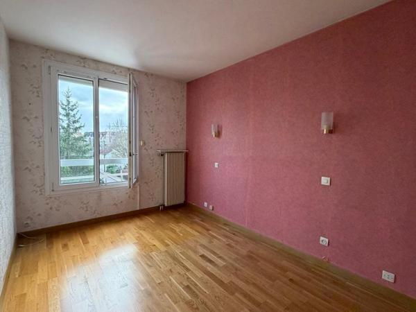 Appartement Dijon 4 pièces de 84 m² avec loggia de 5 m²
